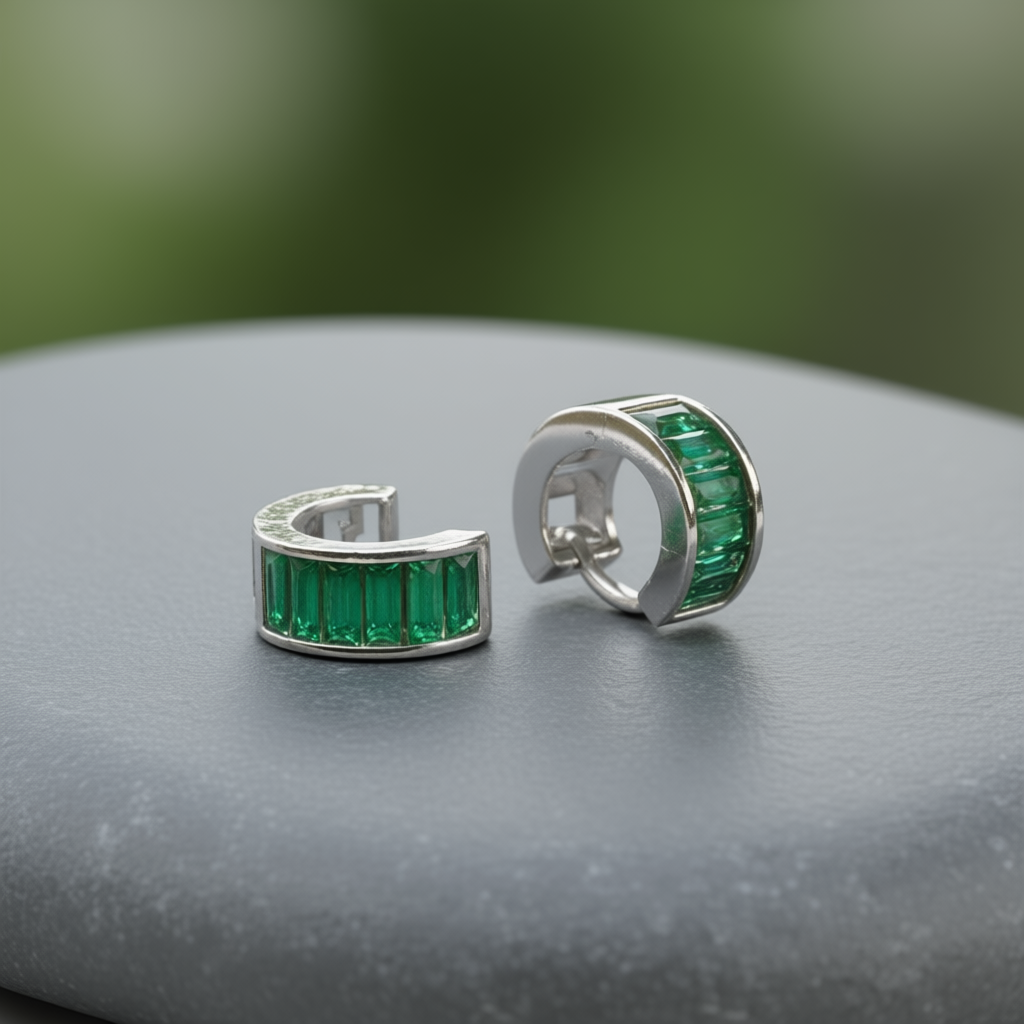 Macro detail Green Essence earrings with rhodium plating quality and precise cut