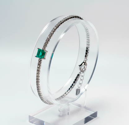 Artistic view Green Essence bracelet emphasizing positive energy amulet and subtle sparkle