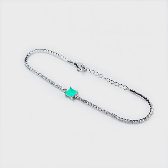 Green Essence rhodium silver bracelet with green tourmaline - product showcase video